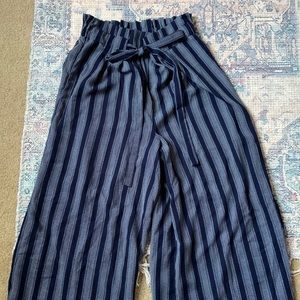 Blue trousers, stripes, wide leg, si Cher waist, with decorative bow in front